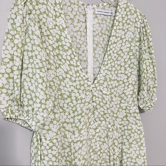 Faithfull the Brand Ilia Floral Print Dress Sz S. Green White - Picture 4 of 8